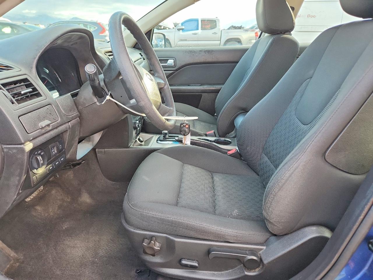 2010 FORD FUSION SE photo 7