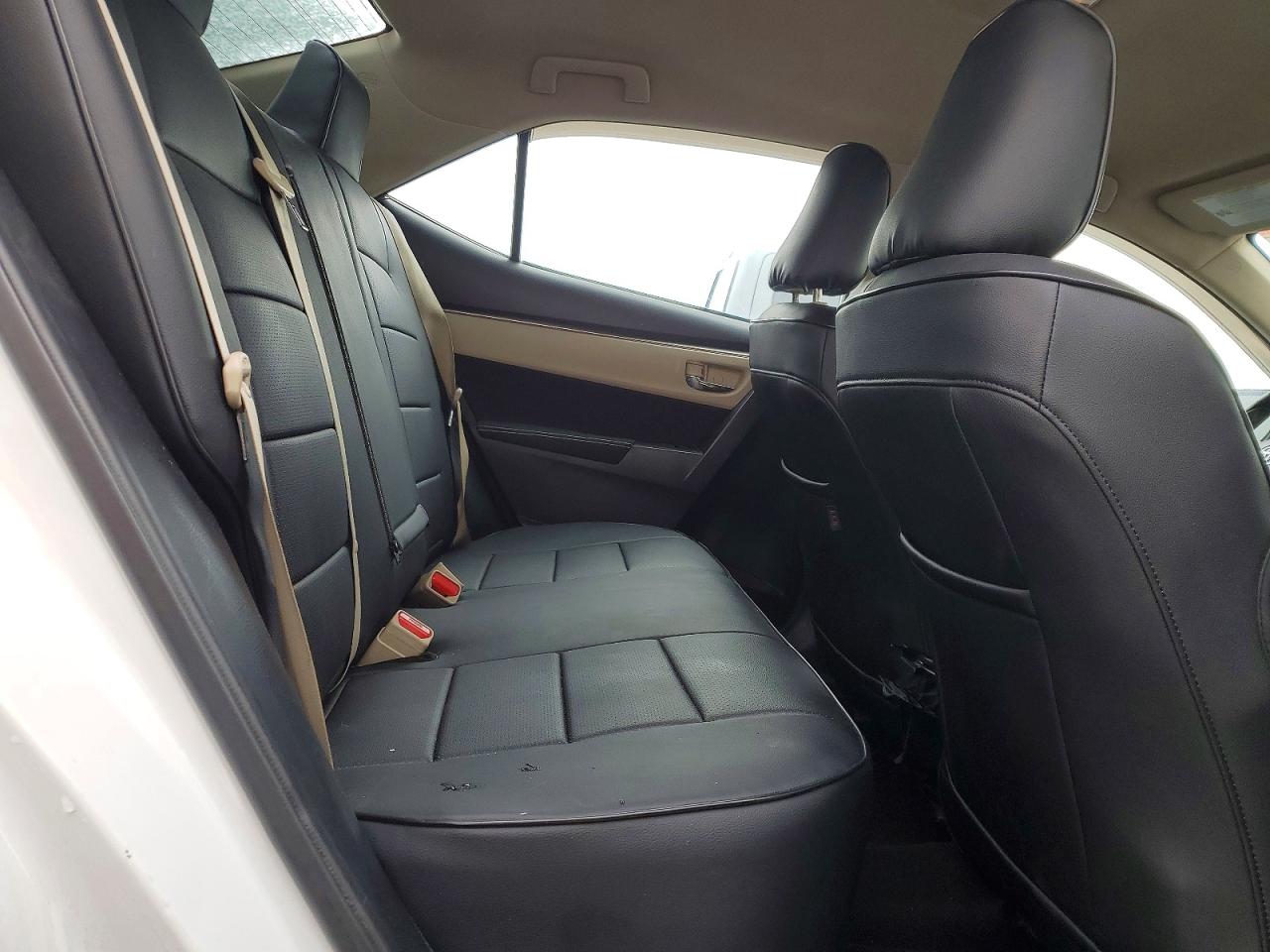 2014 TOYOTA COROLLA L photo 10
