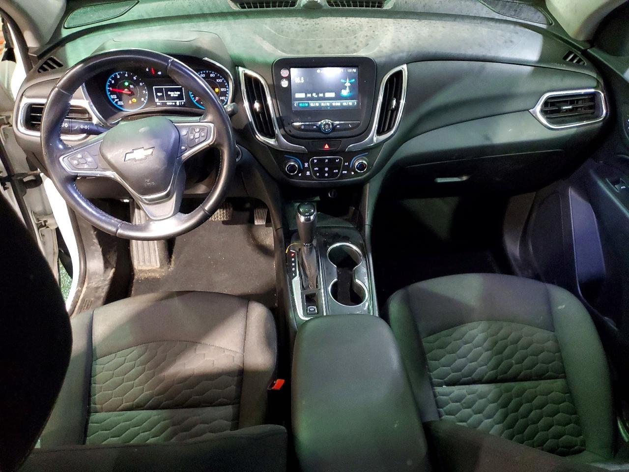 2018 CHEVROLET EQUINOX LT photo 8