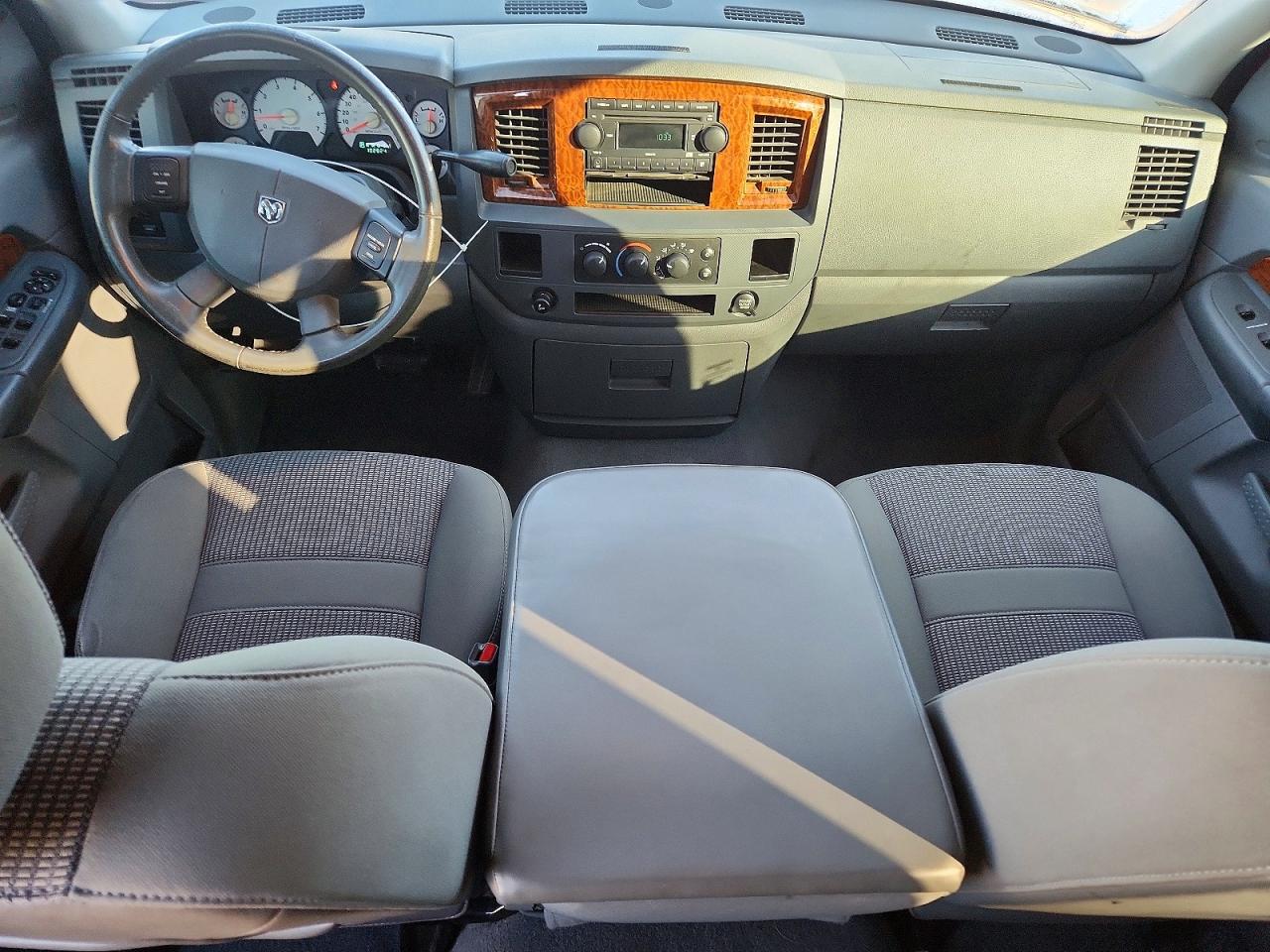2006 DODGE RAM 1500 ST photo 8