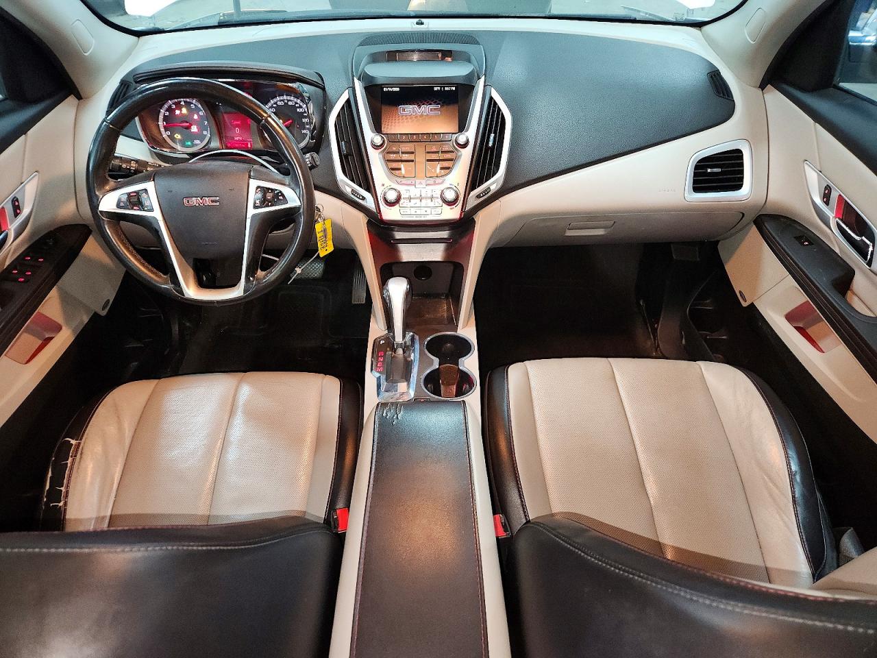 2012 GMC TERRAIN SLT photo 8