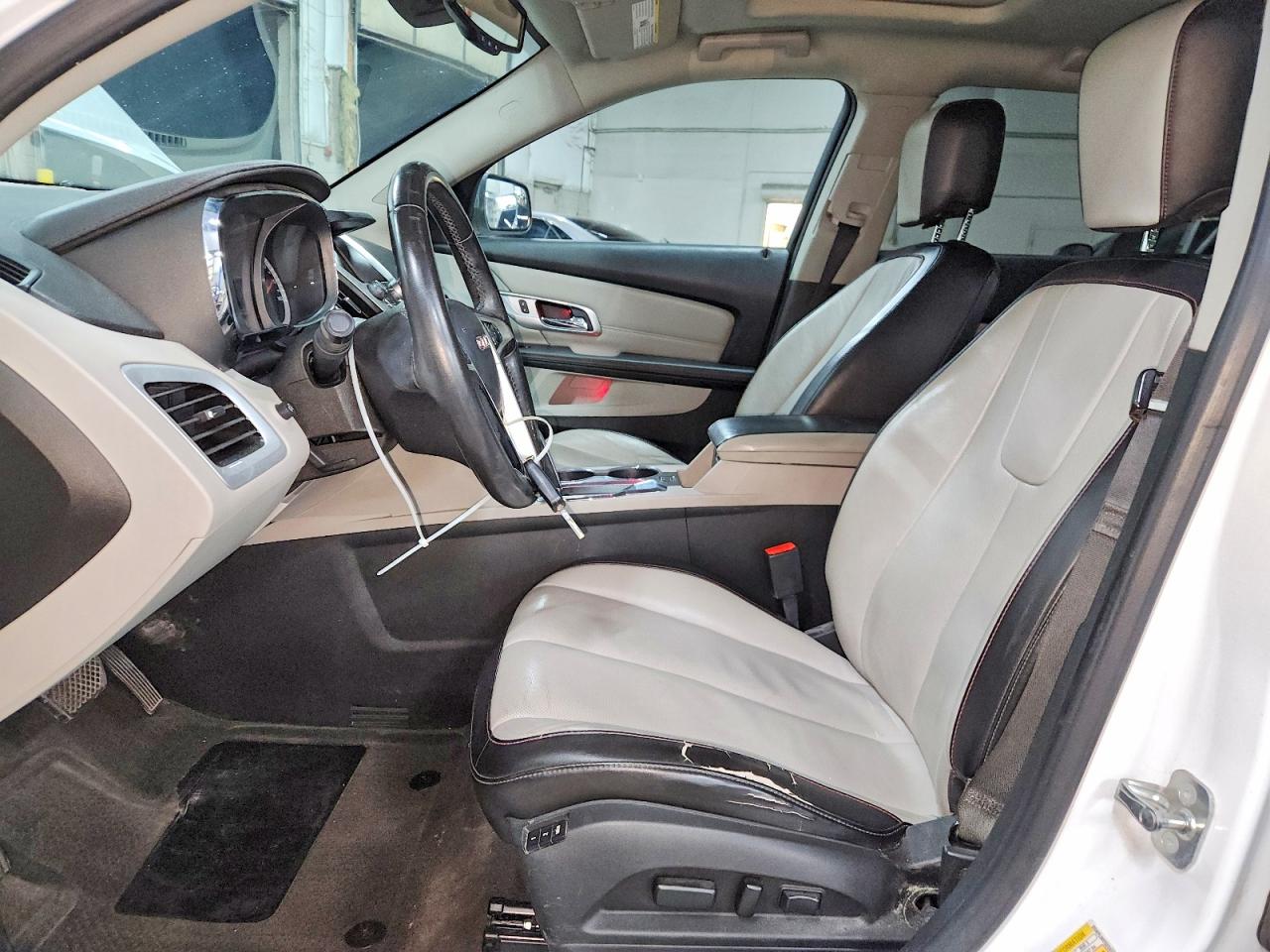 2012 GMC TERRAIN SLT photo 7