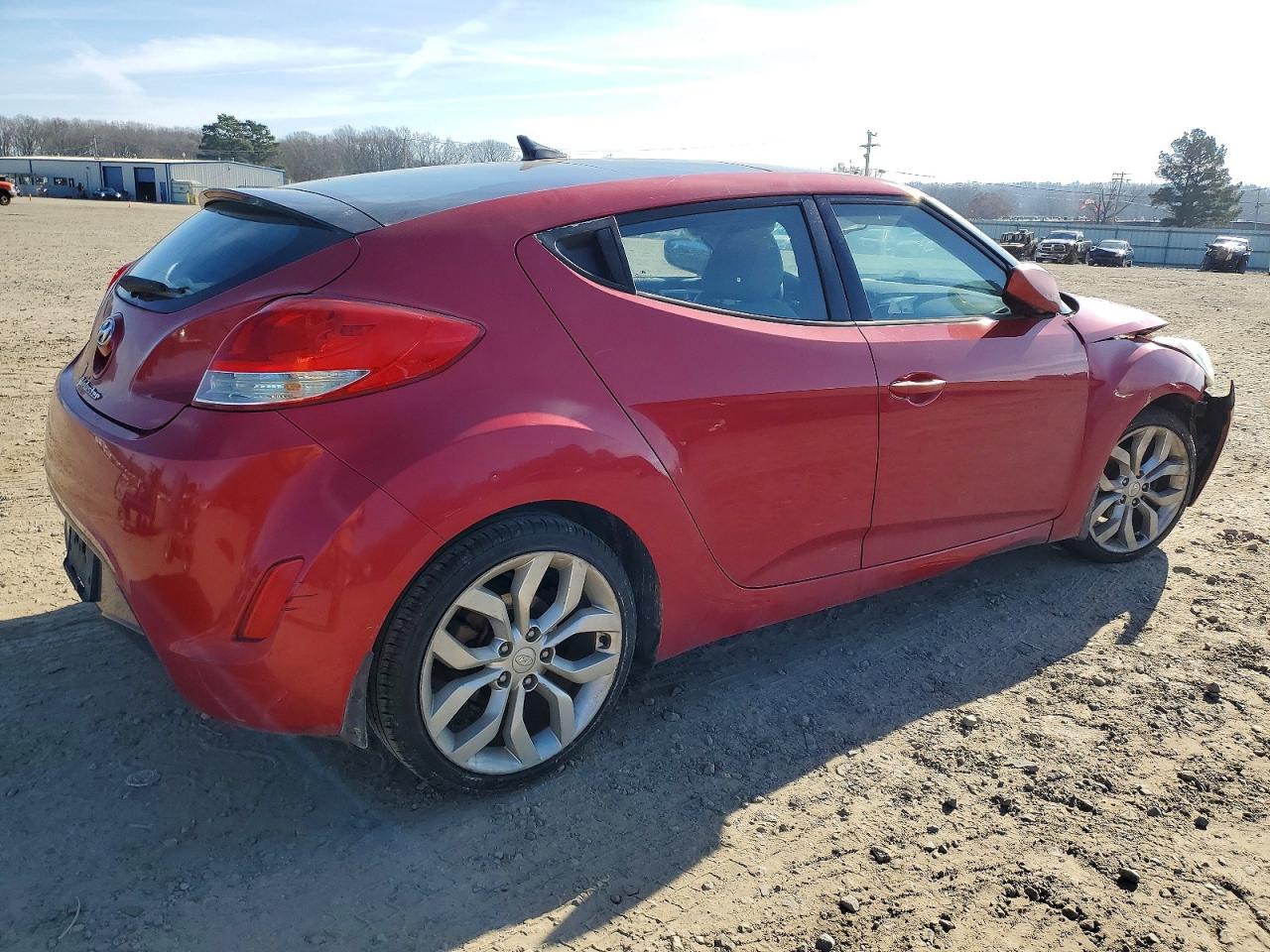 2013 HYUNDAI VELOSTER photo 3