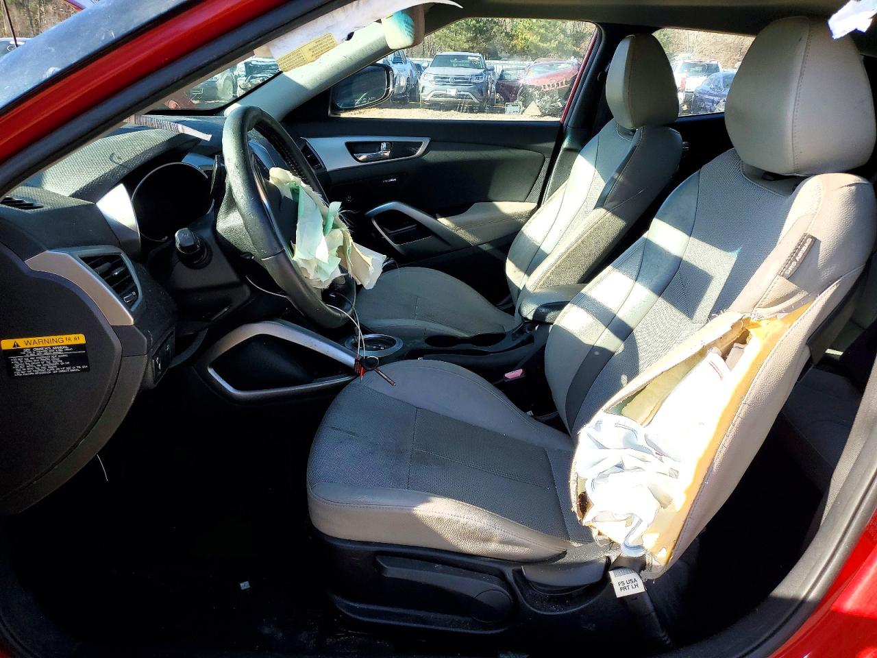 2013 HYUNDAI VELOSTER photo 7