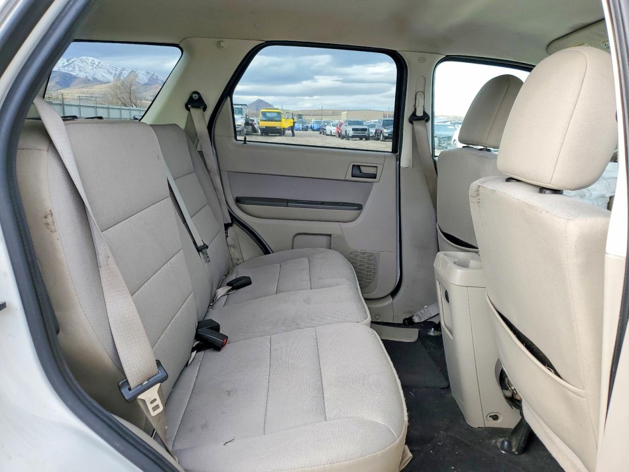 2012 FORD ESCAPE XLT photo 10