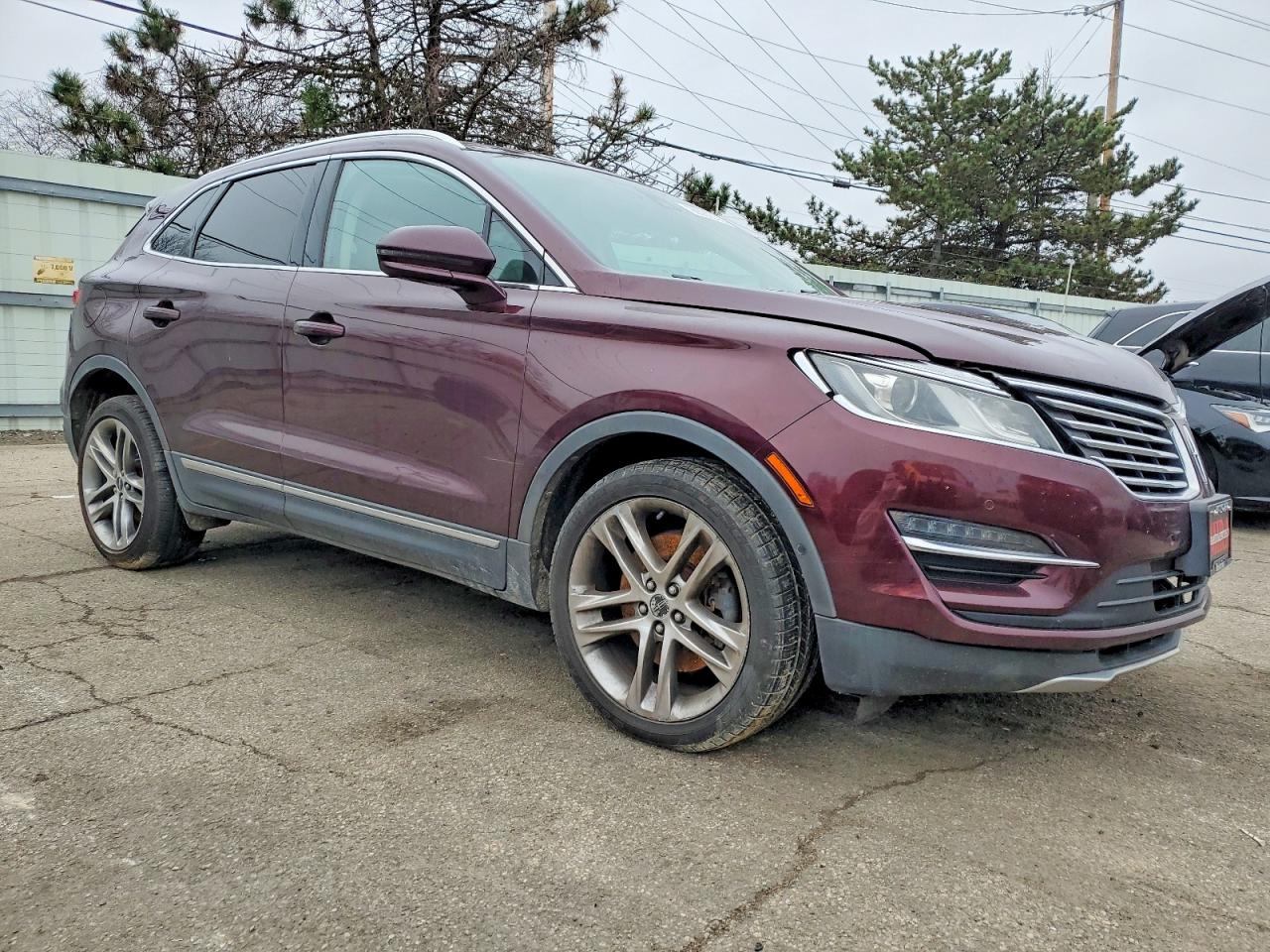 2017 LINCOLN MKC RESERVE photo 4