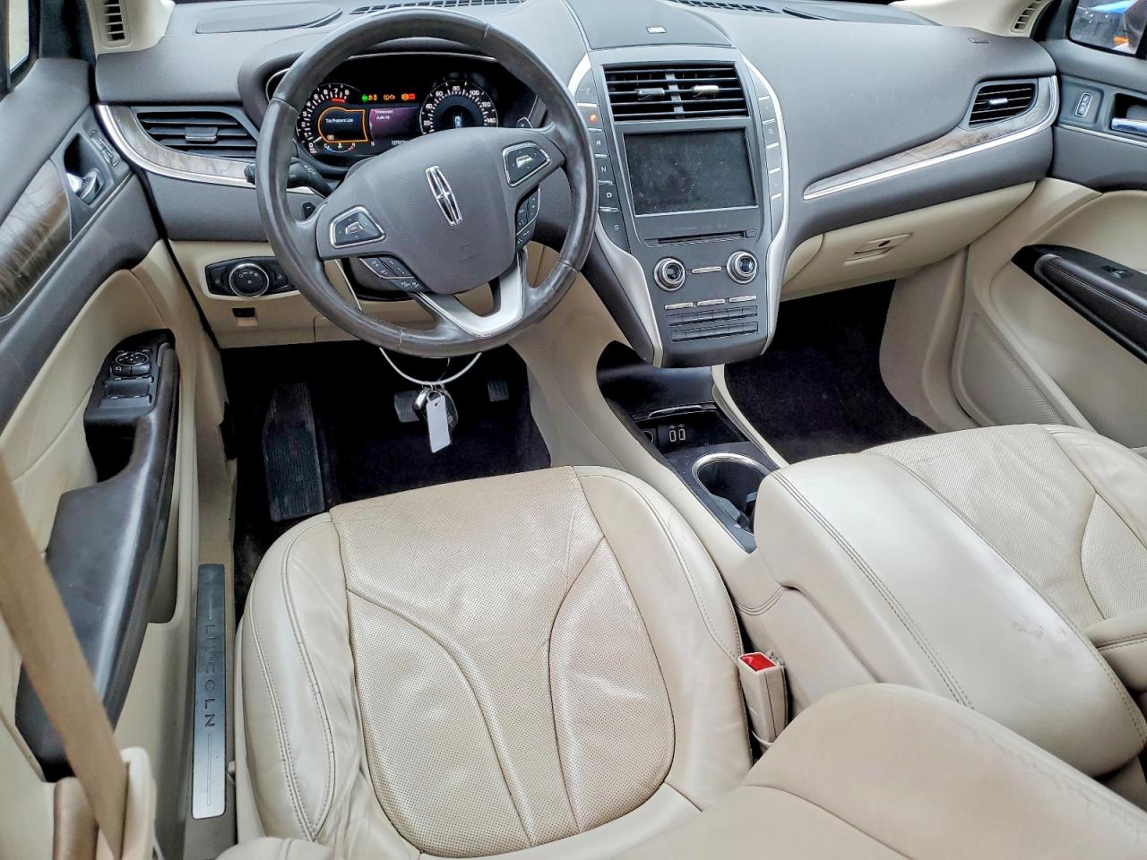 2017 LINCOLN MKC RESERVE photo 8