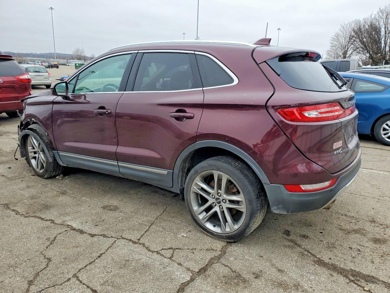 2017 LINCOLN MKC RESERVE photo 2