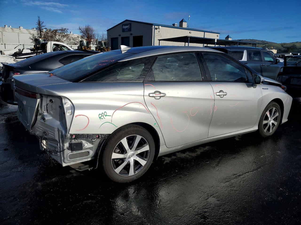 2018 TOYOTA MIRAI photo 3