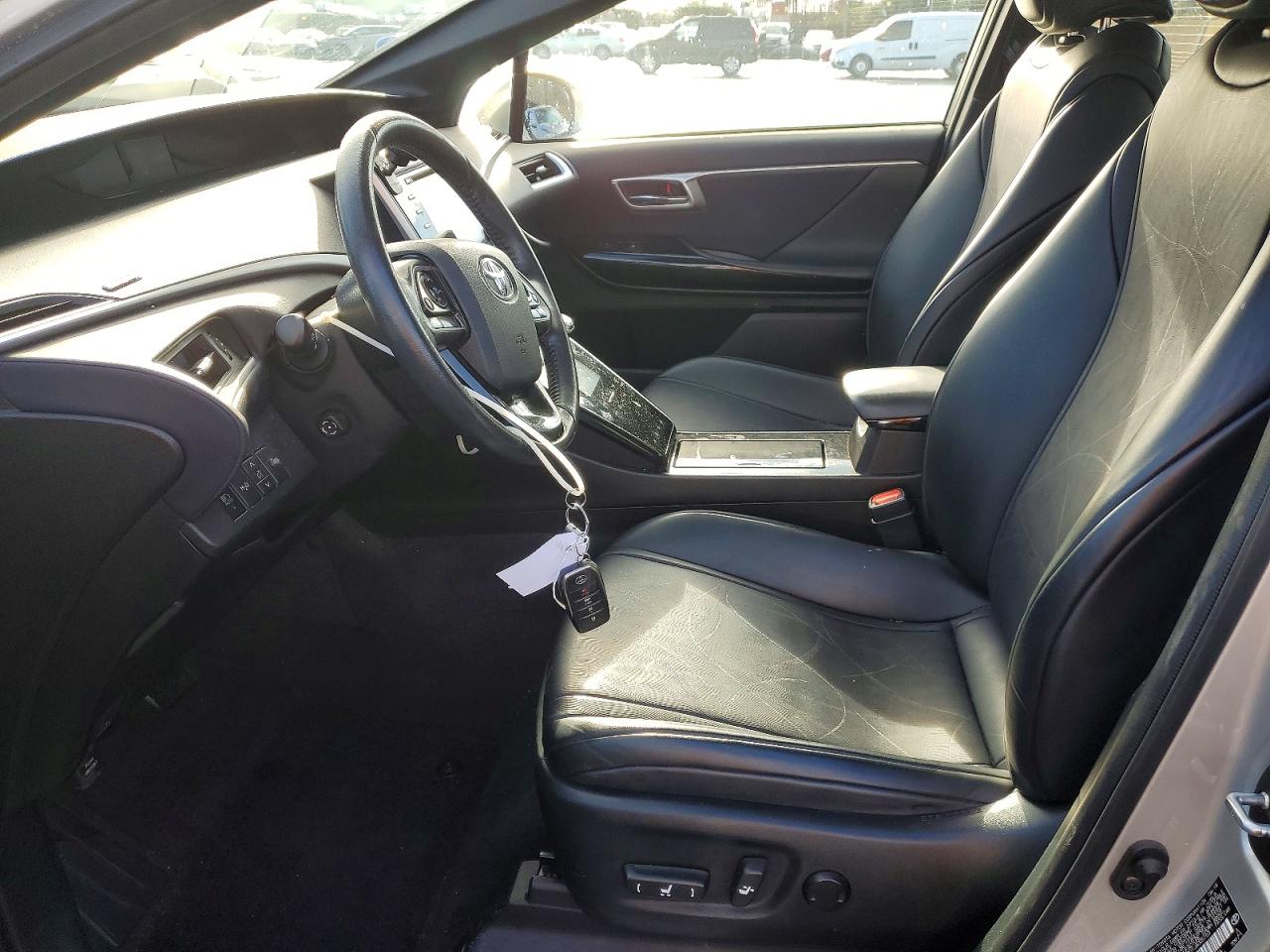2018 TOYOTA MIRAI photo 7