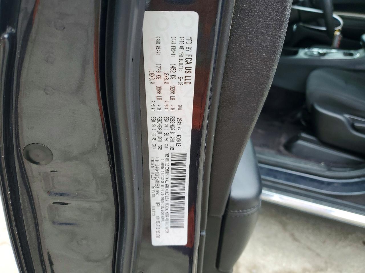 2016 DODGE DURANGO SXT photo 13