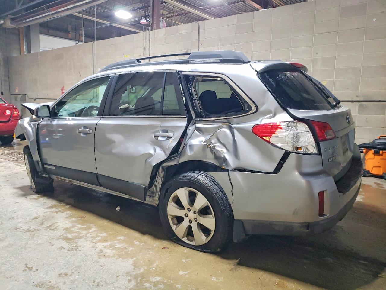 2010 SUBARU OUTBACK 2.5I PREMIUM photo 2