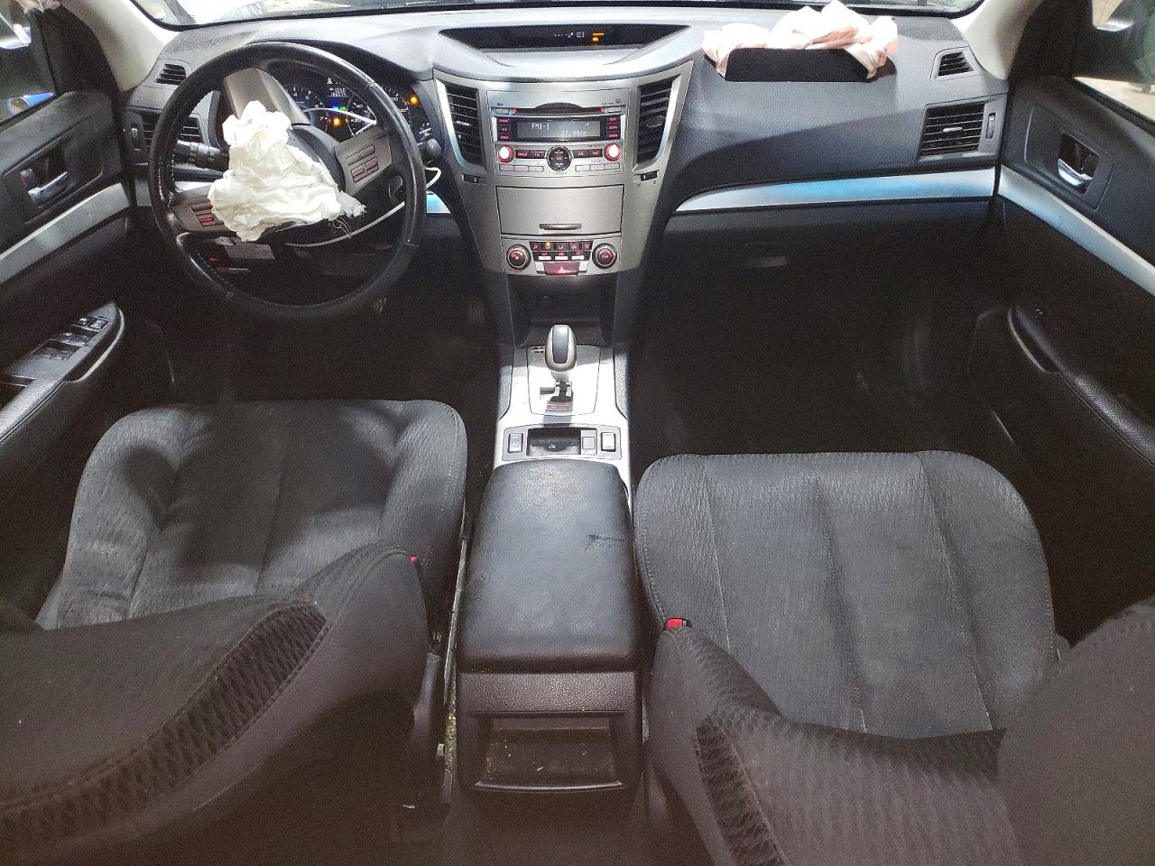 2010 SUBARU OUTBACK 2.5I PREMIUM photo 8