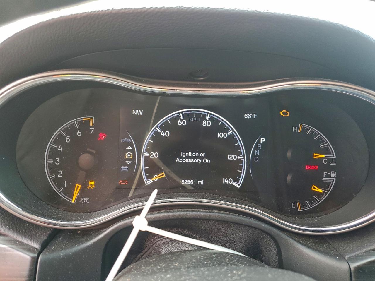 2019 JEEP GRAND CHEROKEE LAREDO photo 9