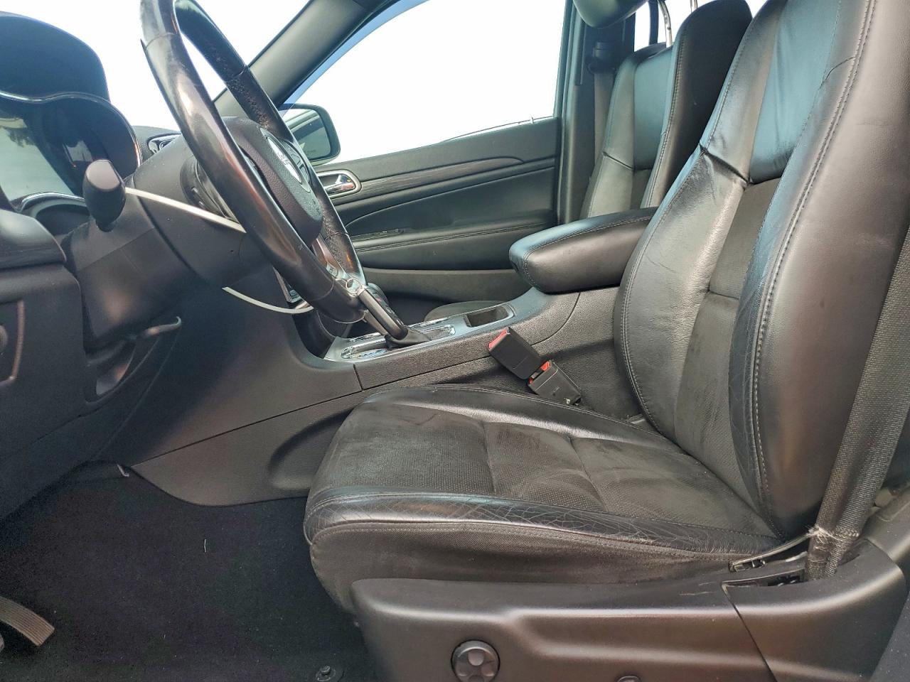 2019 JEEP GRAND CHEROKEE LAREDO photo 7