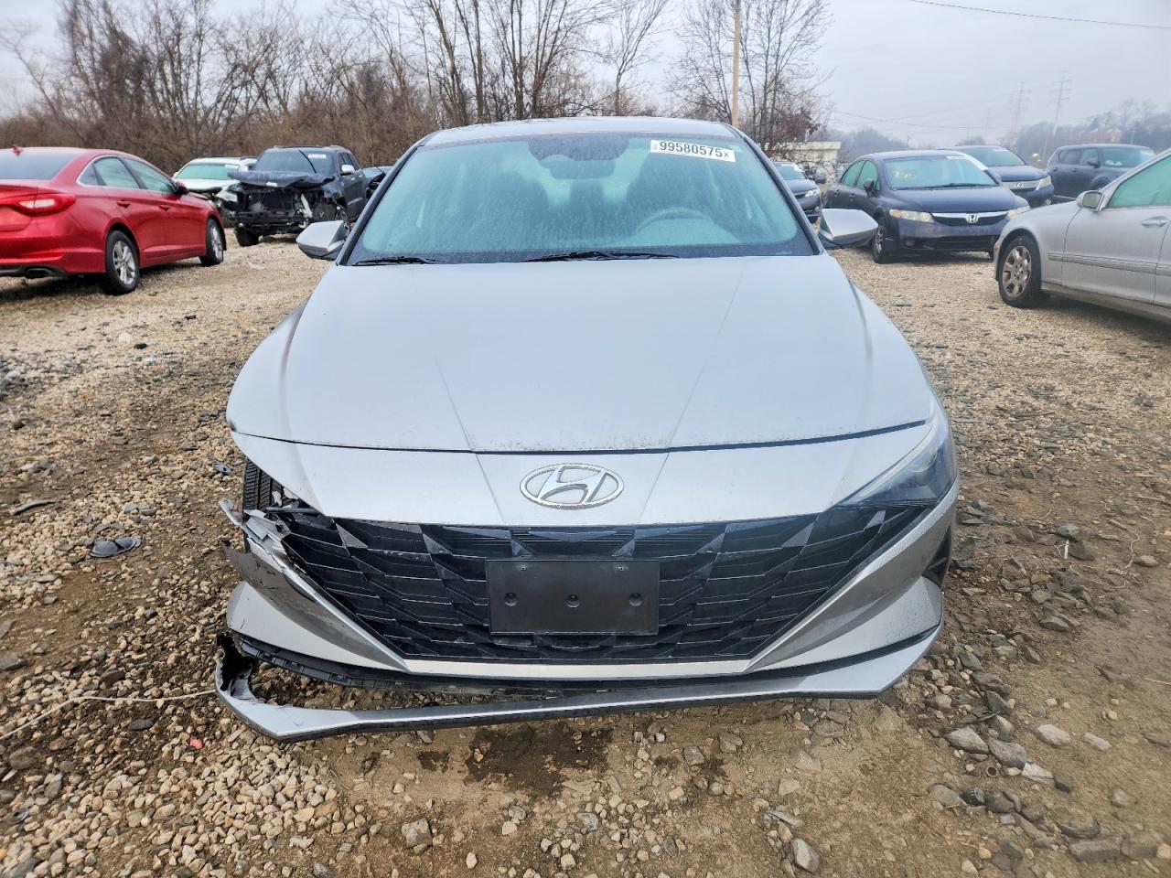 2022 HYUNDAI ELANTRA SEL photo 5