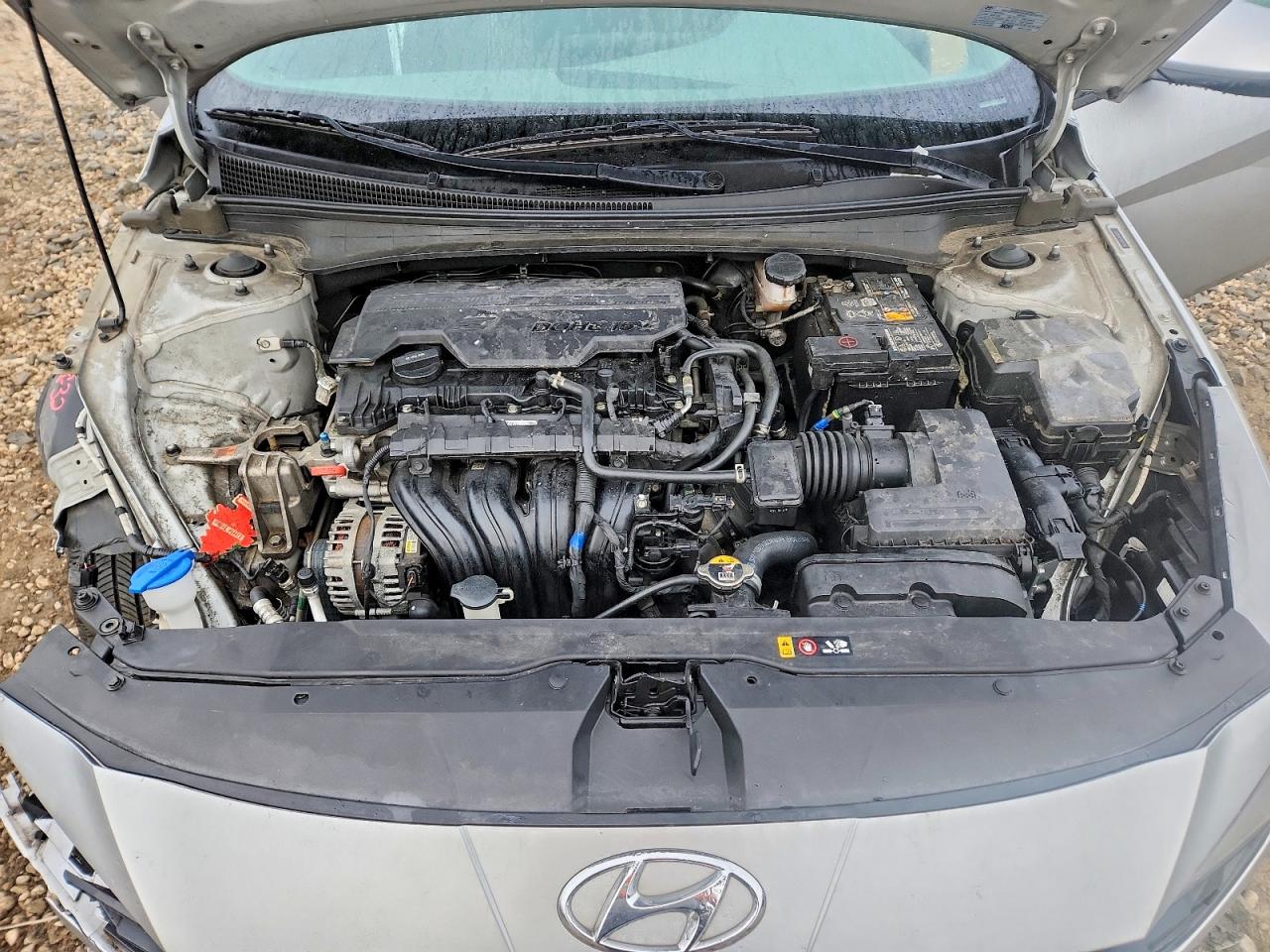 2022 HYUNDAI ELANTRA SEL photo 11