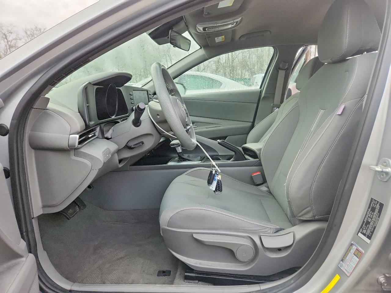 2022 HYUNDAI ELANTRA SEL photo 7