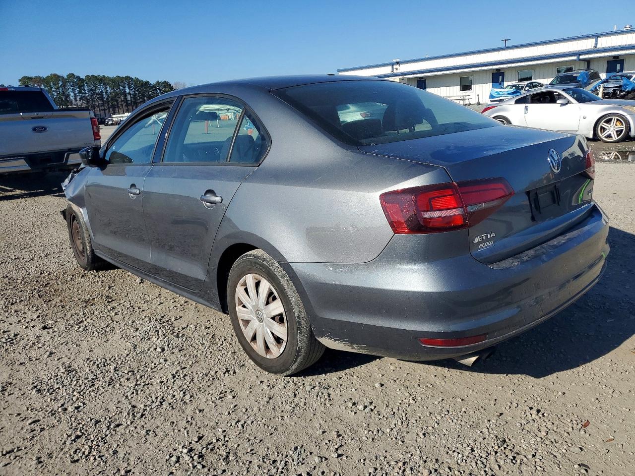 2016 VOLKSWAGEN JETTA S photo 2