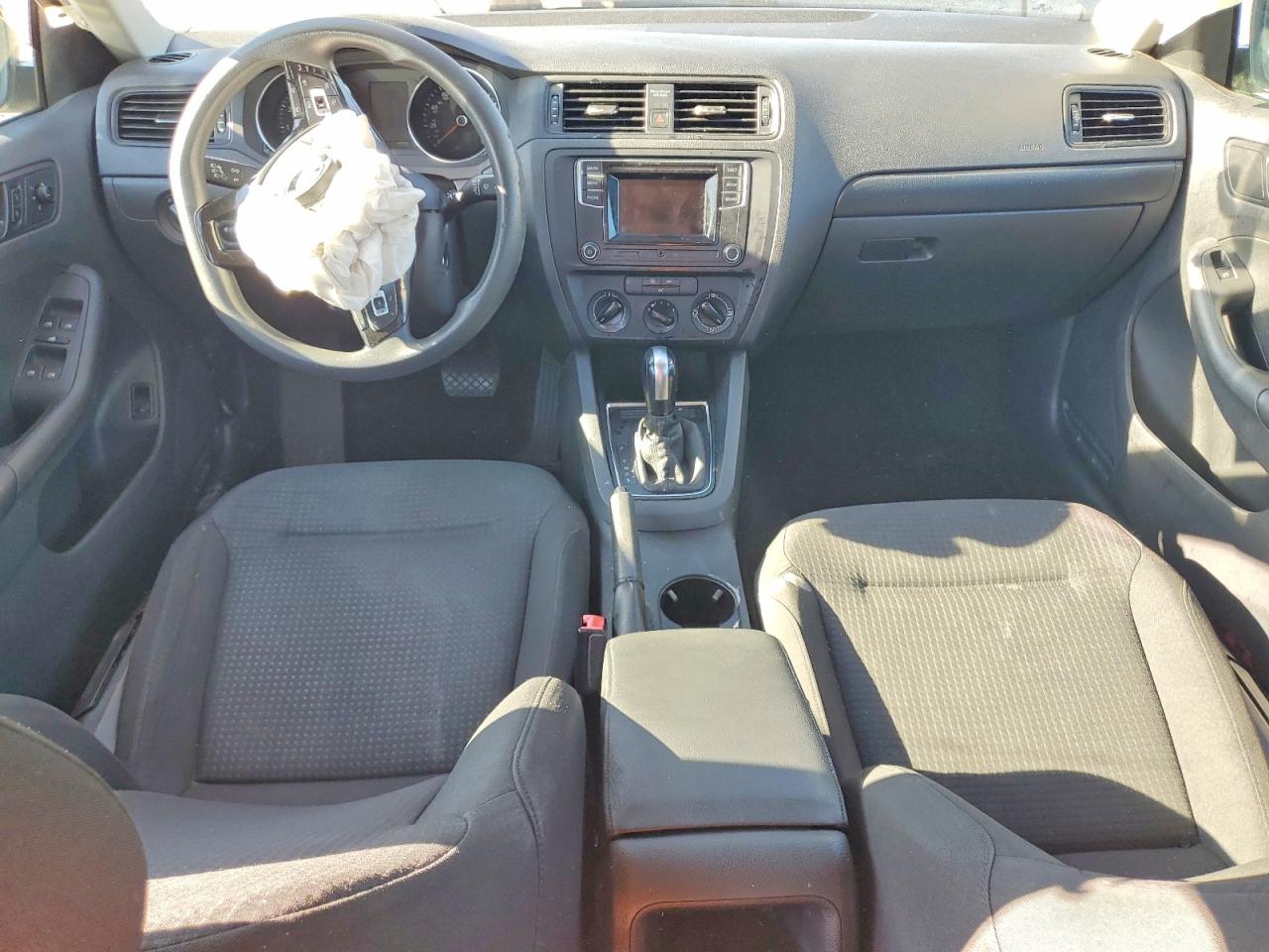 2016 VOLKSWAGEN JETTA S photo 8