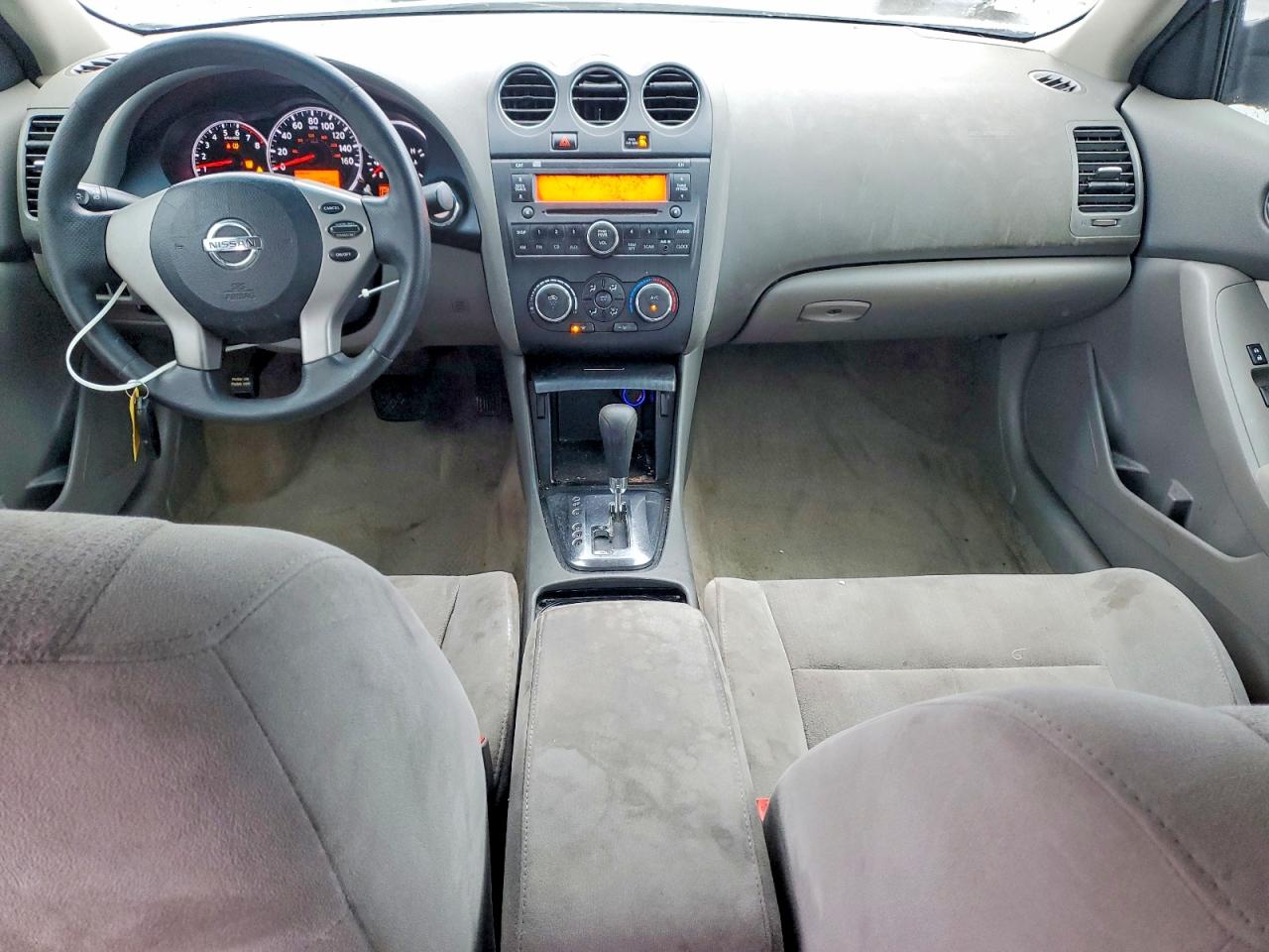 2011 NISSAN ALTIMA BASE photo 8