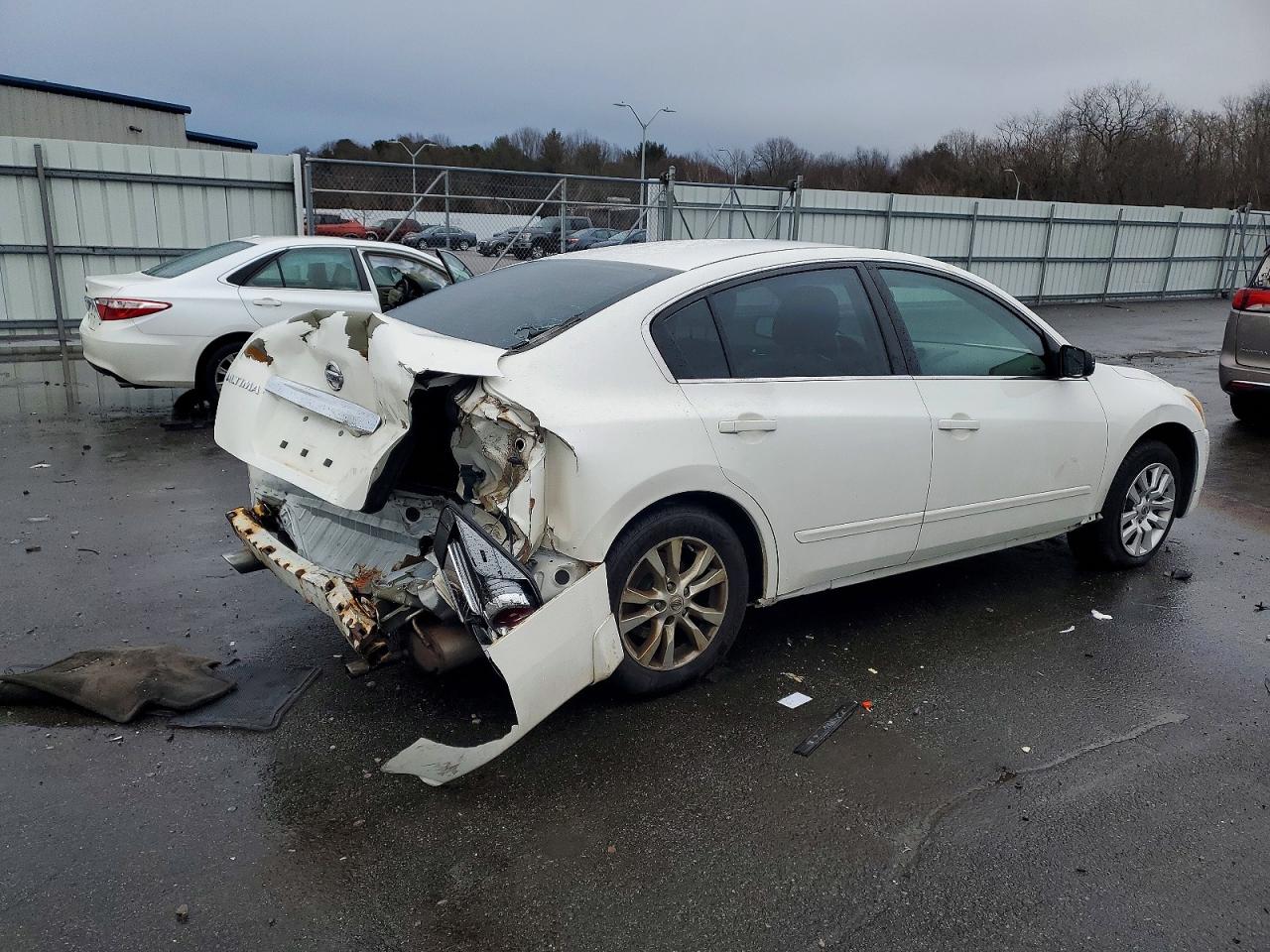 2011 NISSAN ALTIMA BASE photo 3
