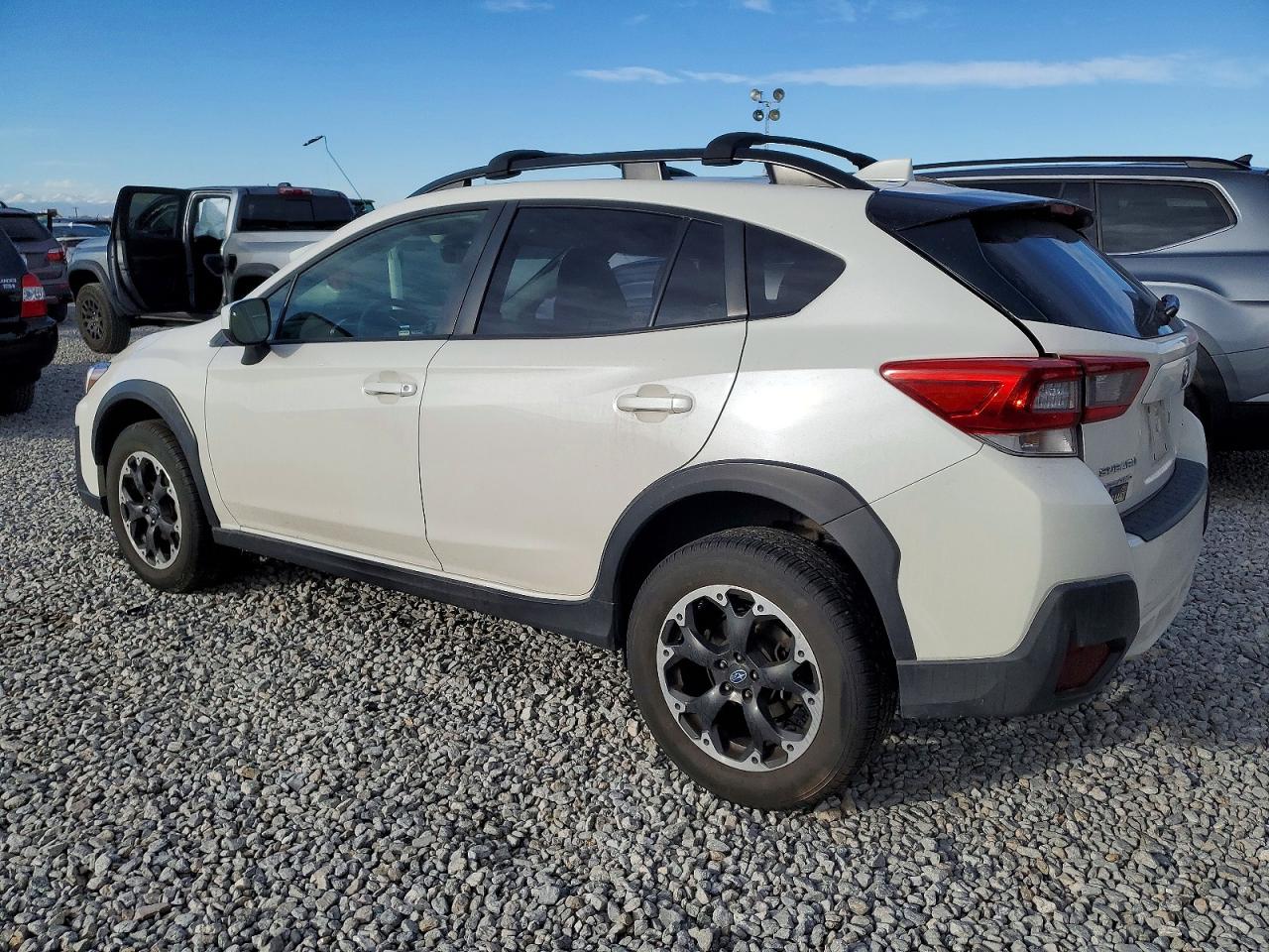 2021 SUBARU CROSSTREK PREMIUM photo 2