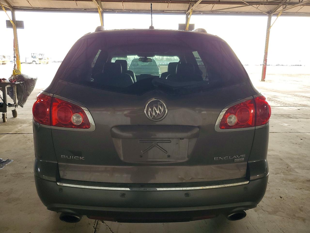 2010 BUICK ENCLAVE CXL photo 6