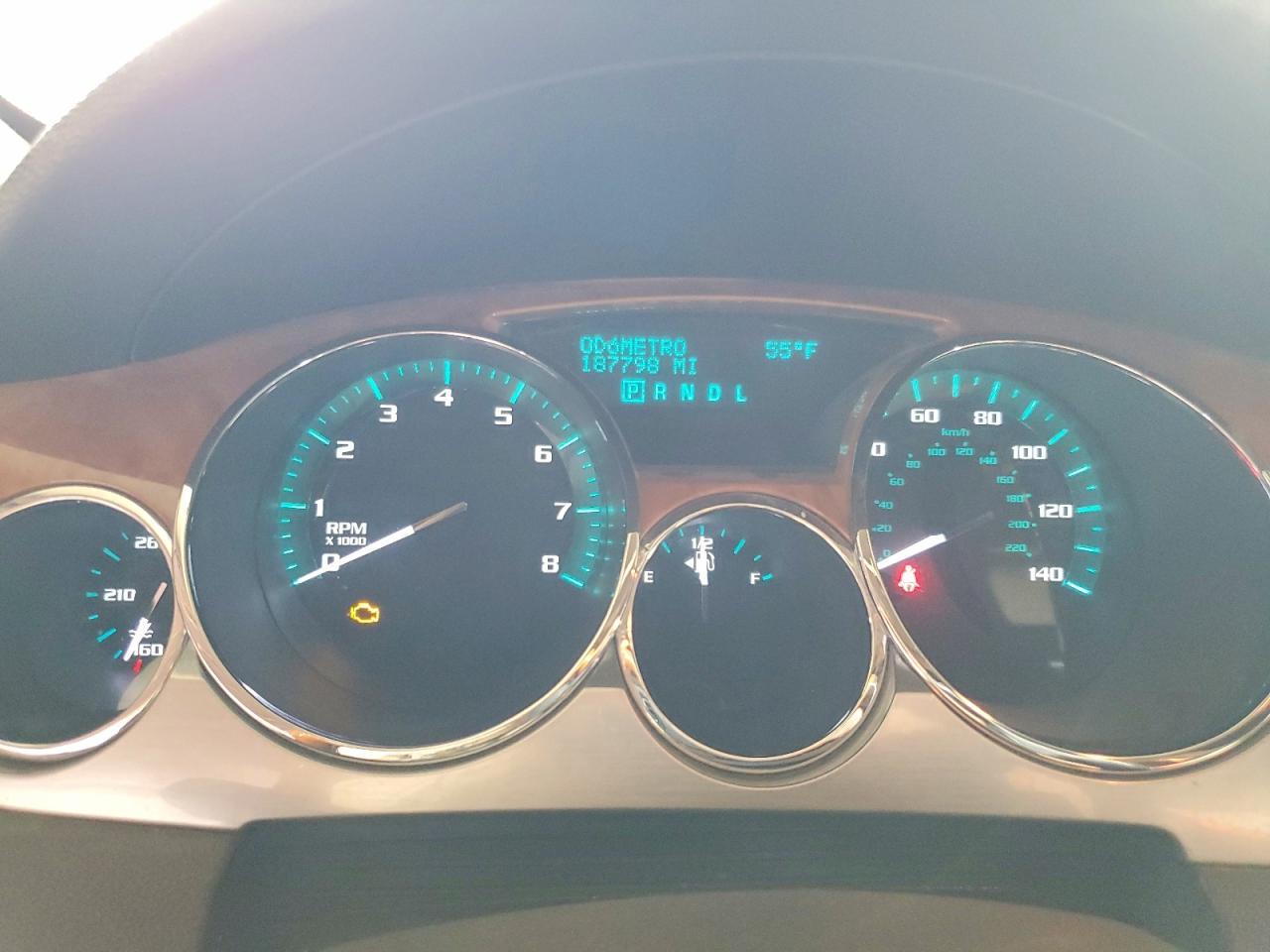 2010 BUICK ENCLAVE CXL photo 9