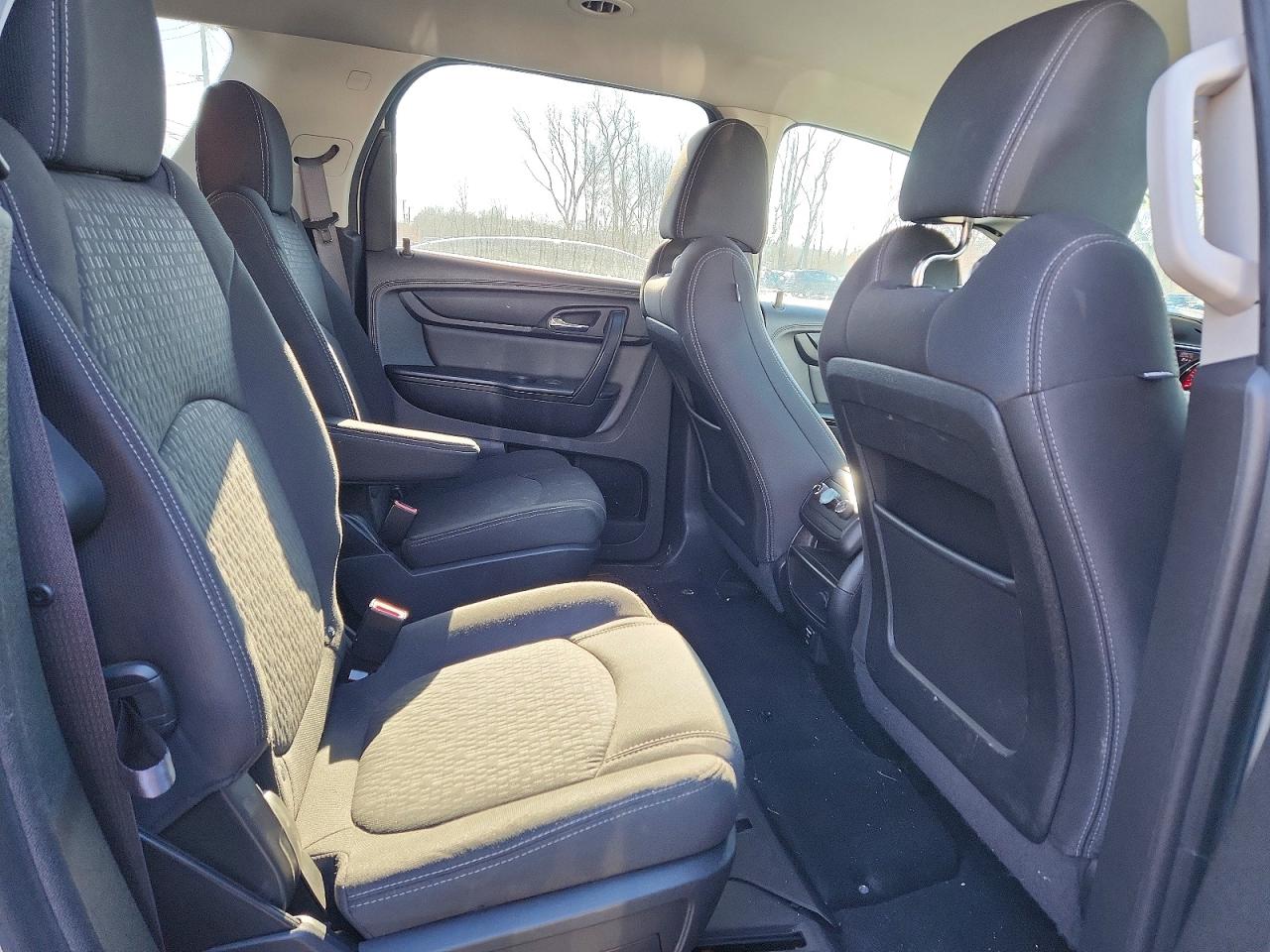 2015 GMC ACADIA SLE photo 11