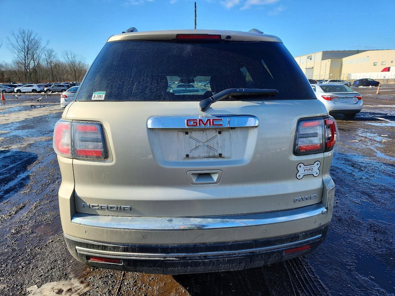 2015 GMC ACADIA SLE photo 6