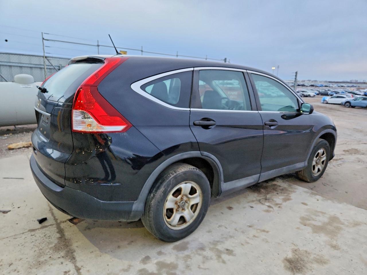 2014 HONDA CR-V LX photo 5