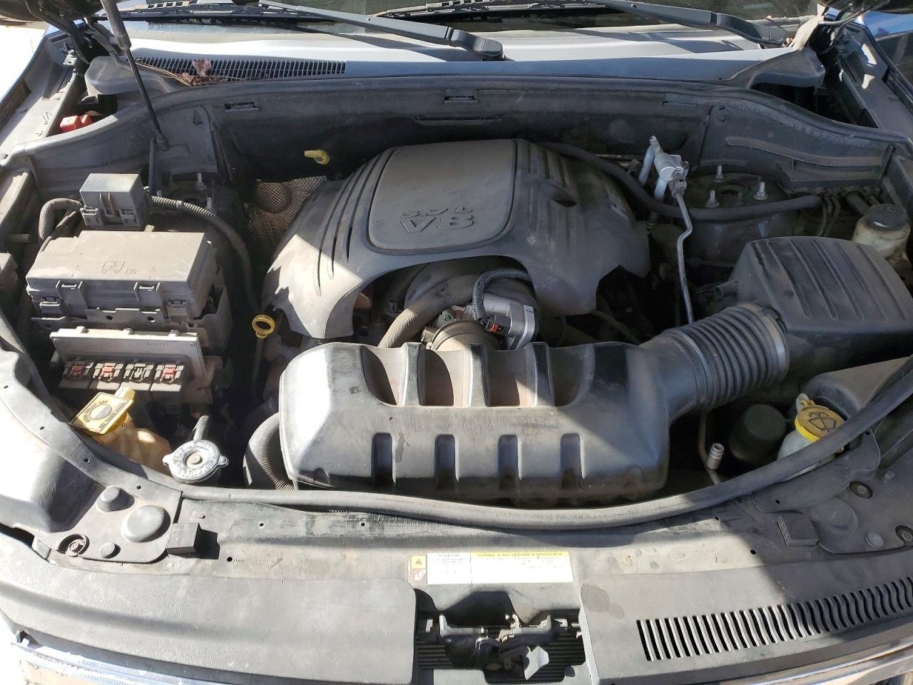 2011 JEEP GRAND CHEROKEE OVERLAND photo 12
