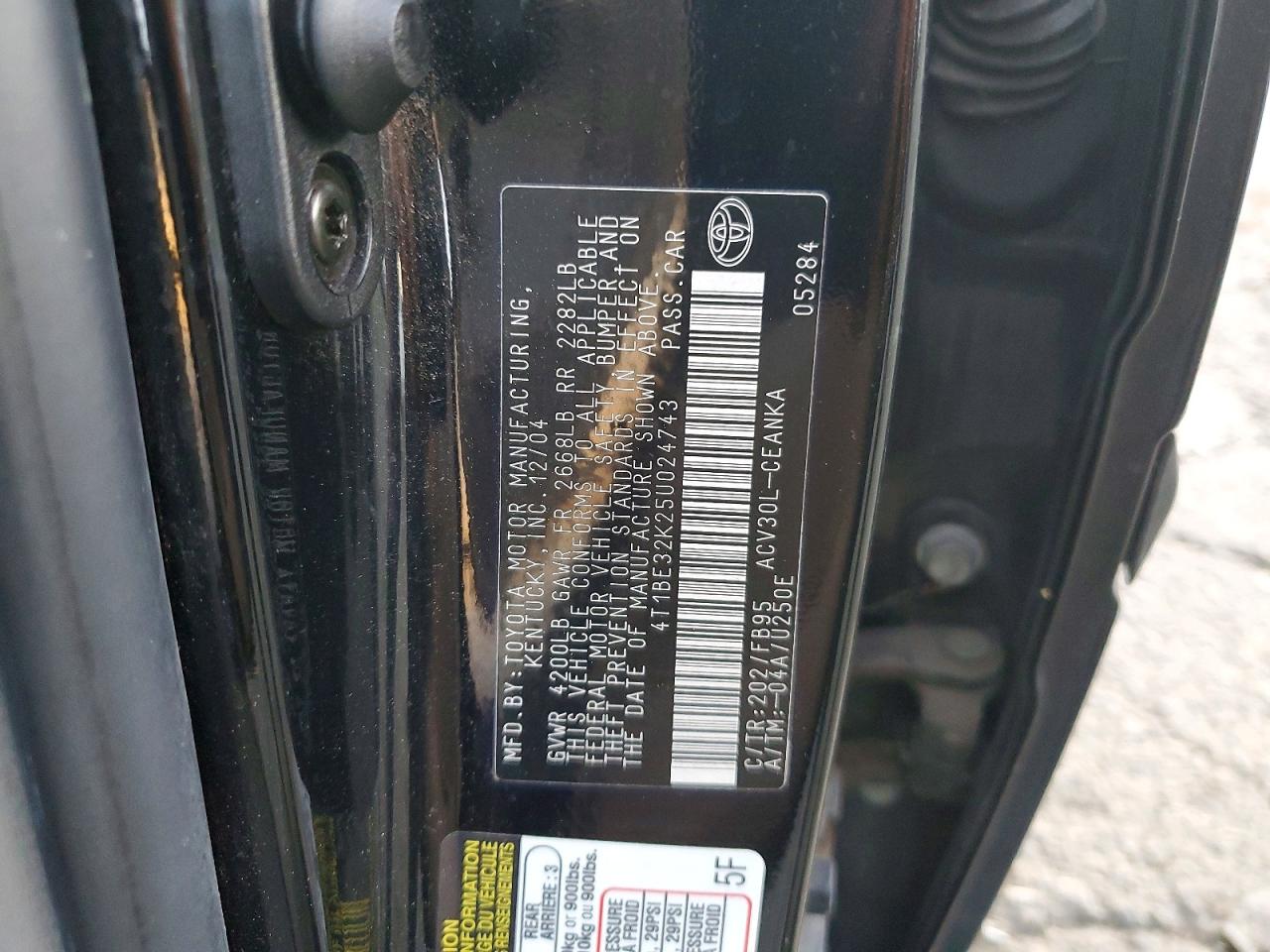 2005 TOYOTA CAMRY LE photo 12