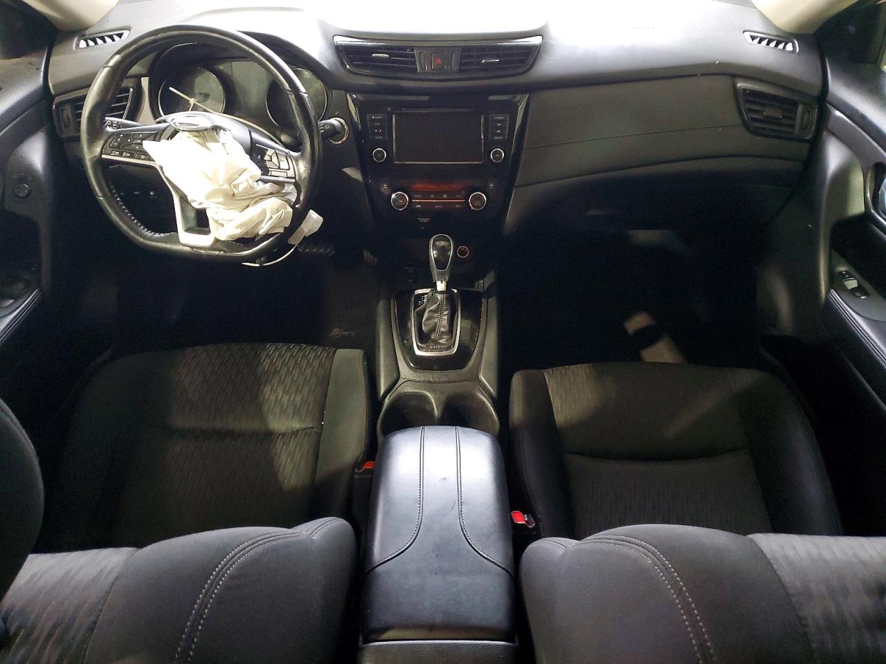 2019 NISSAN ROGUE S photo 8