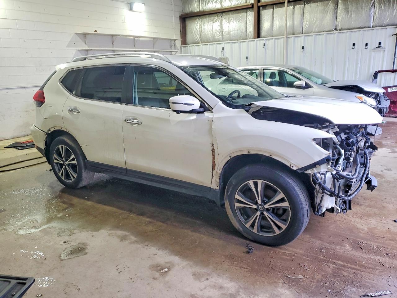 2019 NISSAN ROGUE S photo 4