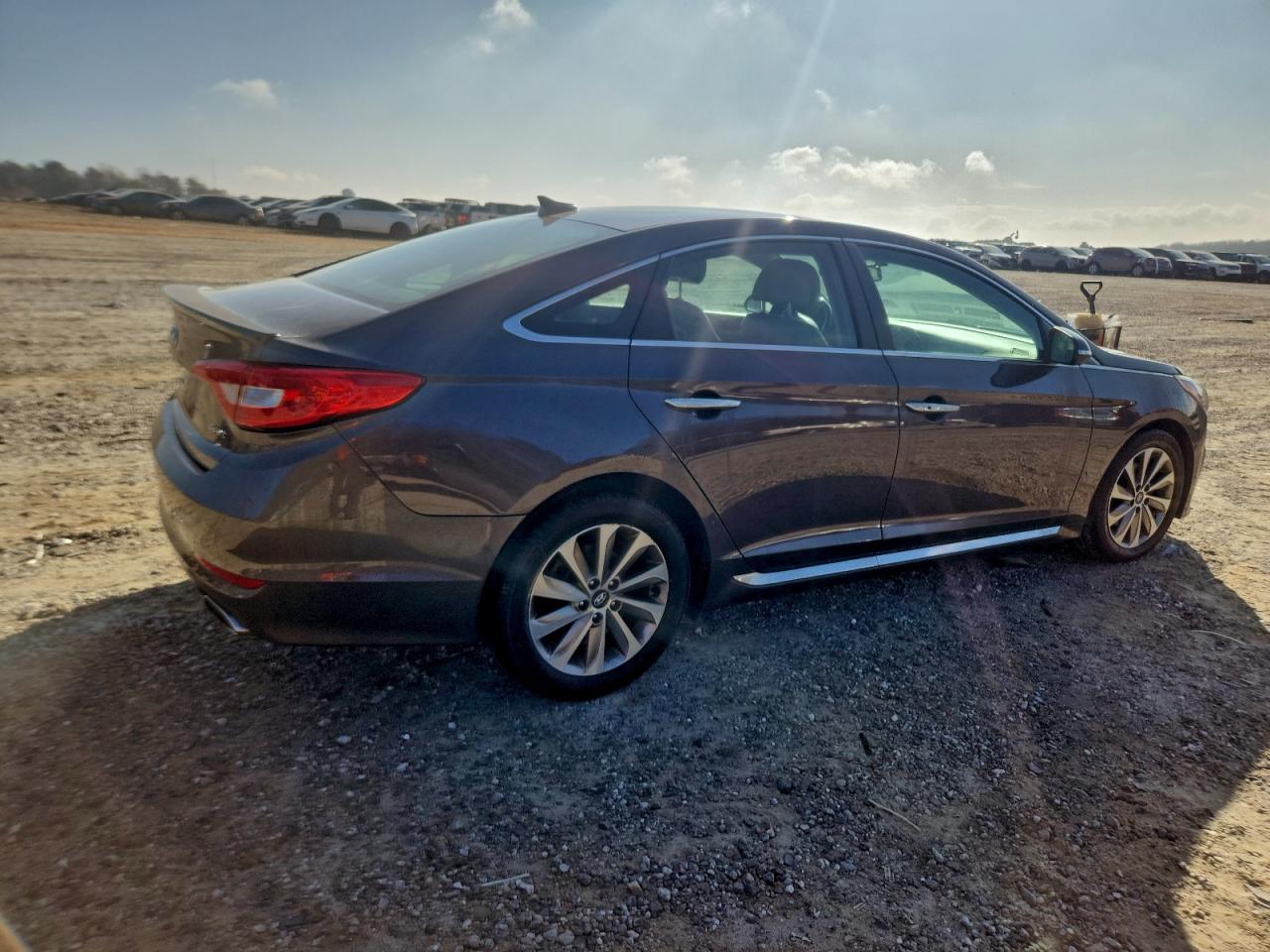 2016 HYUNDAI SONATA SPORT photo 3