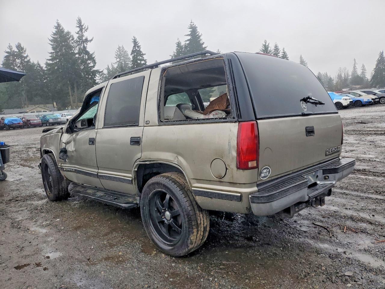 1999 CHEVROLET TAHOE K1500 photo 2