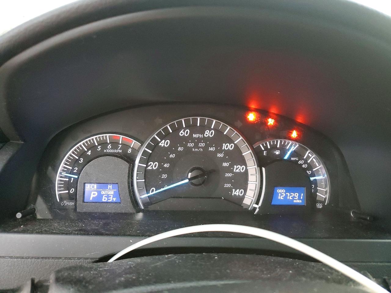 2013 TOYOTA CAMRY L photo 9