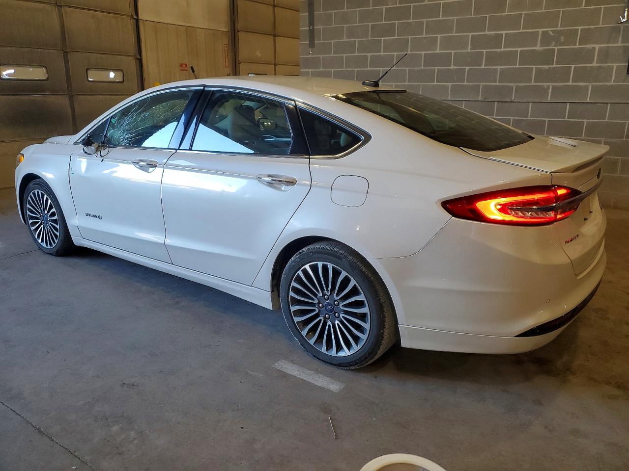 2017 FORD FUSION TITANIUM HEV photo 2
