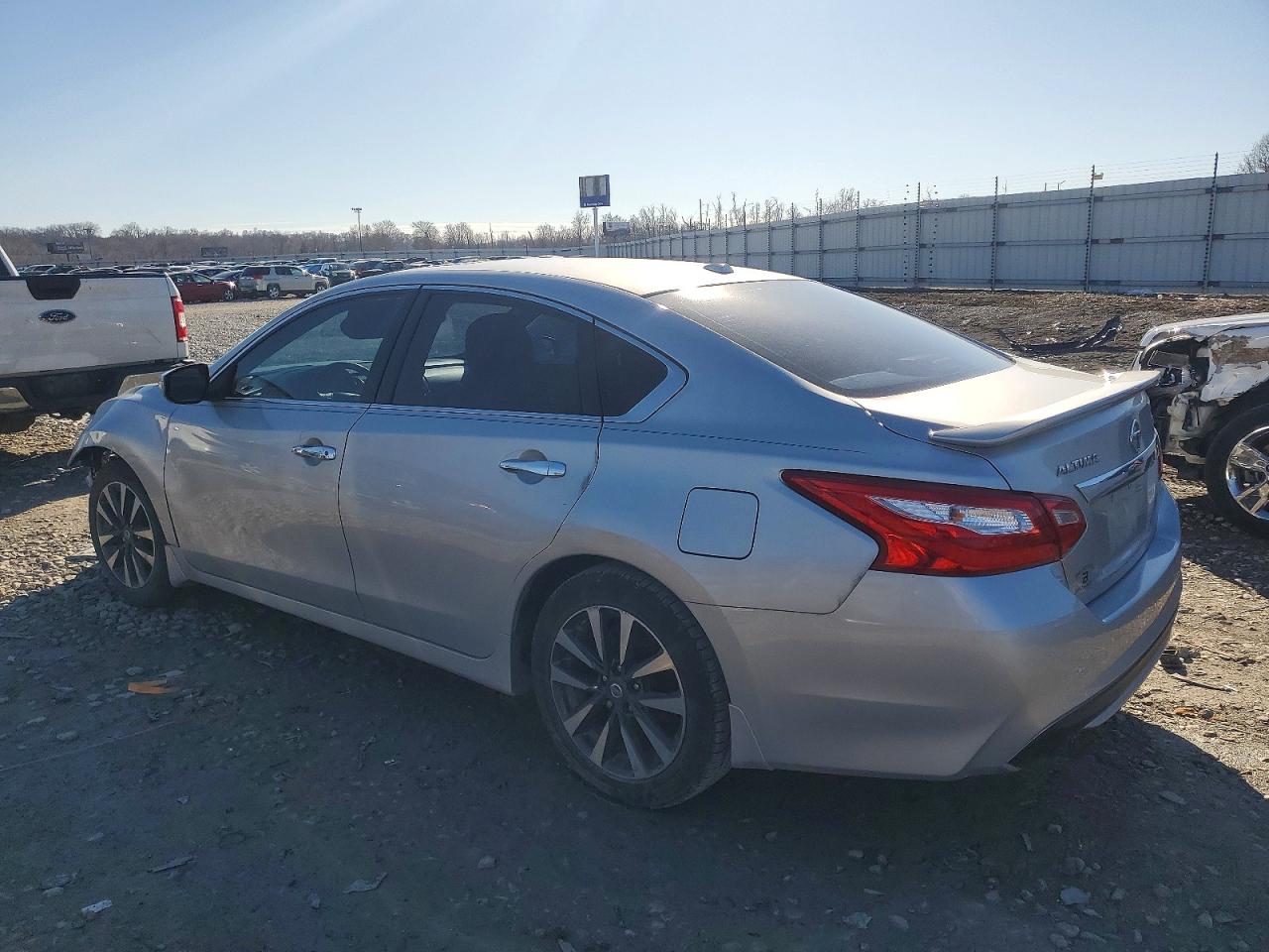 2016 NISSAN ALTIMA 2.5 photo 2
