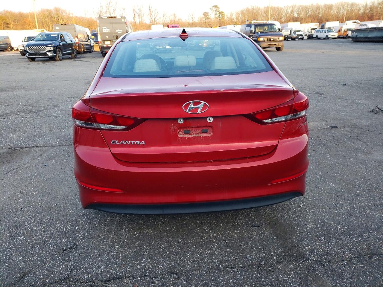 2017 HYUNDAI ELANTRA SE photo 6