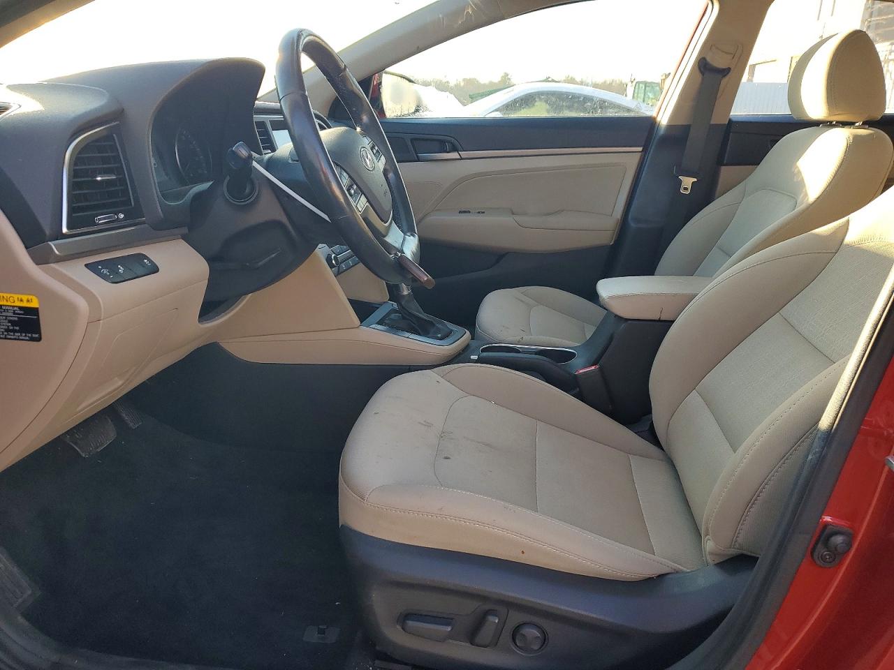 2017 HYUNDAI ELANTRA SE photo 7