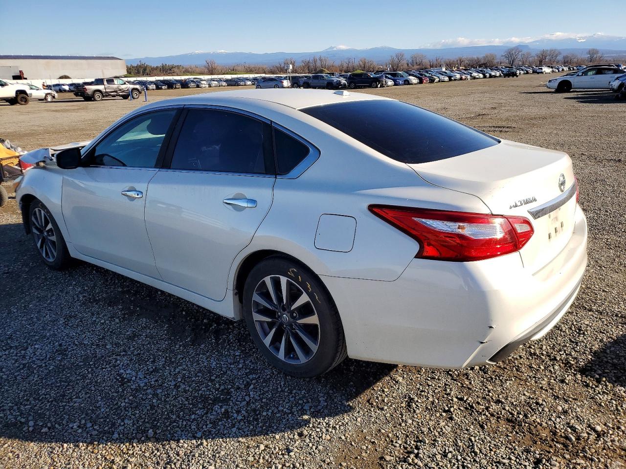 2016 NISSAN ALTIMA 2.5 photo 2