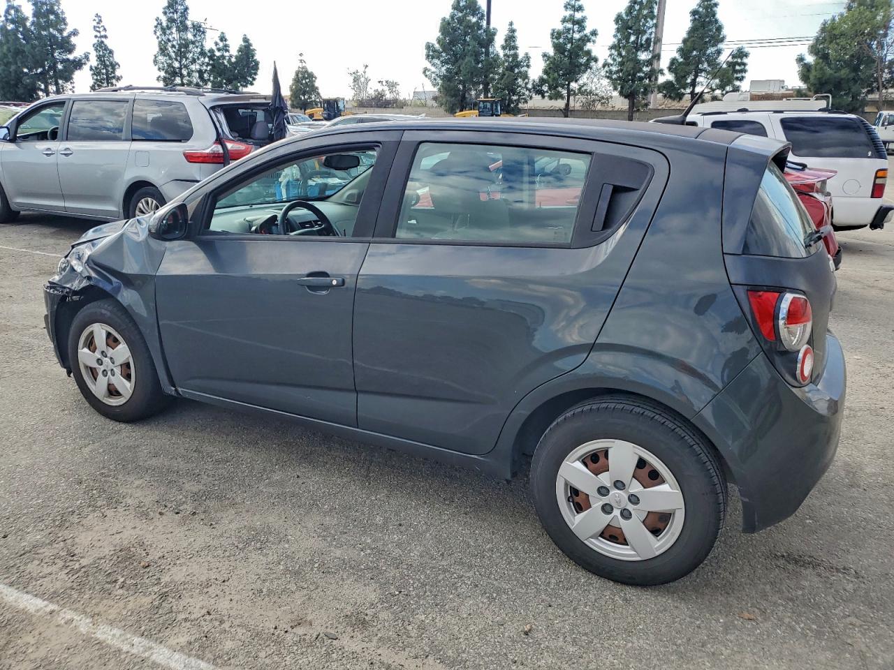 2014 CHEVROLET SONIC LS photo 2