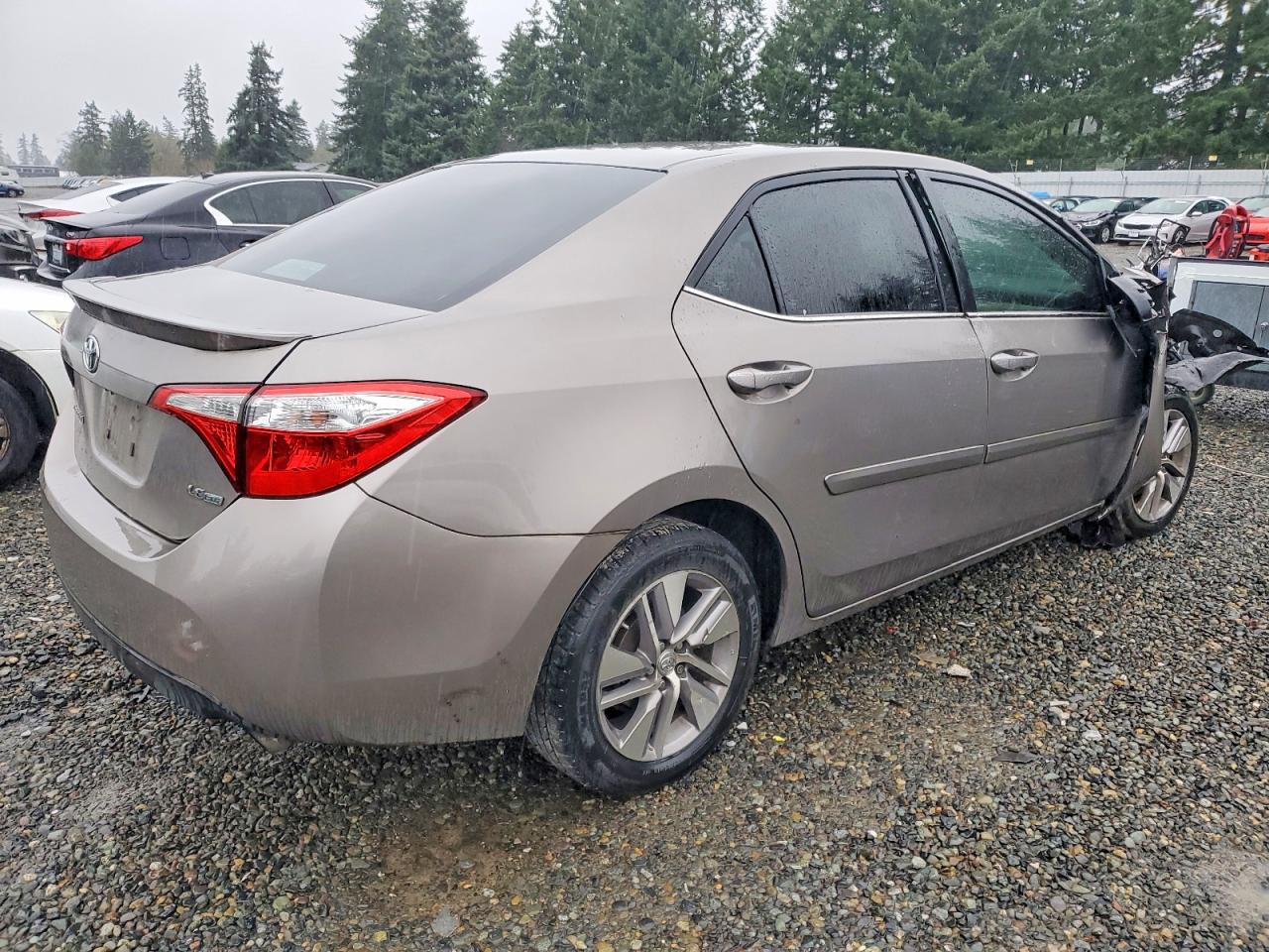 2015 TOYOTA COROLLA ECO photo 3