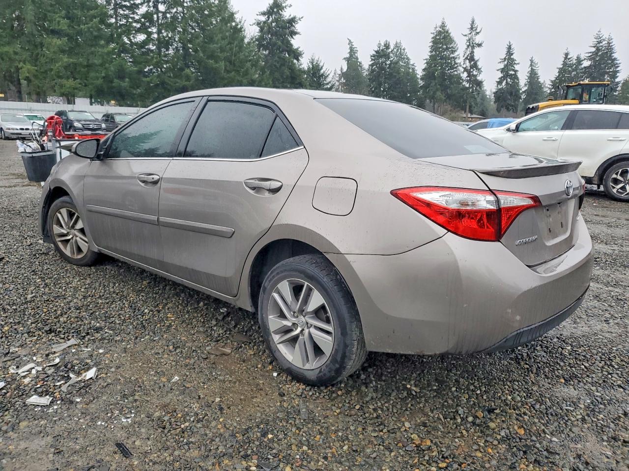 2015 TOYOTA COROLLA ECO photo 2