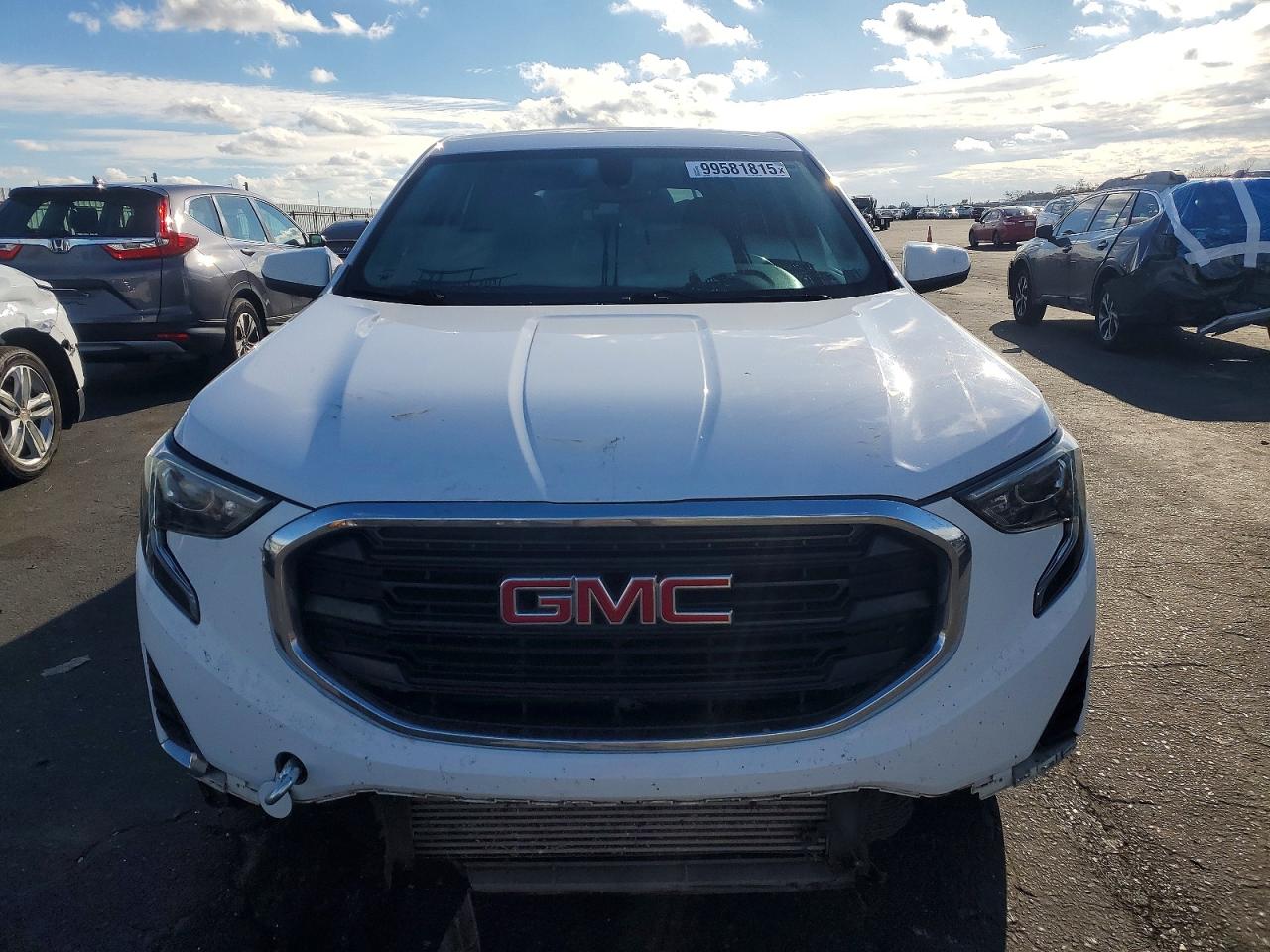 2018 GMC TERRAIN SLE photo 5