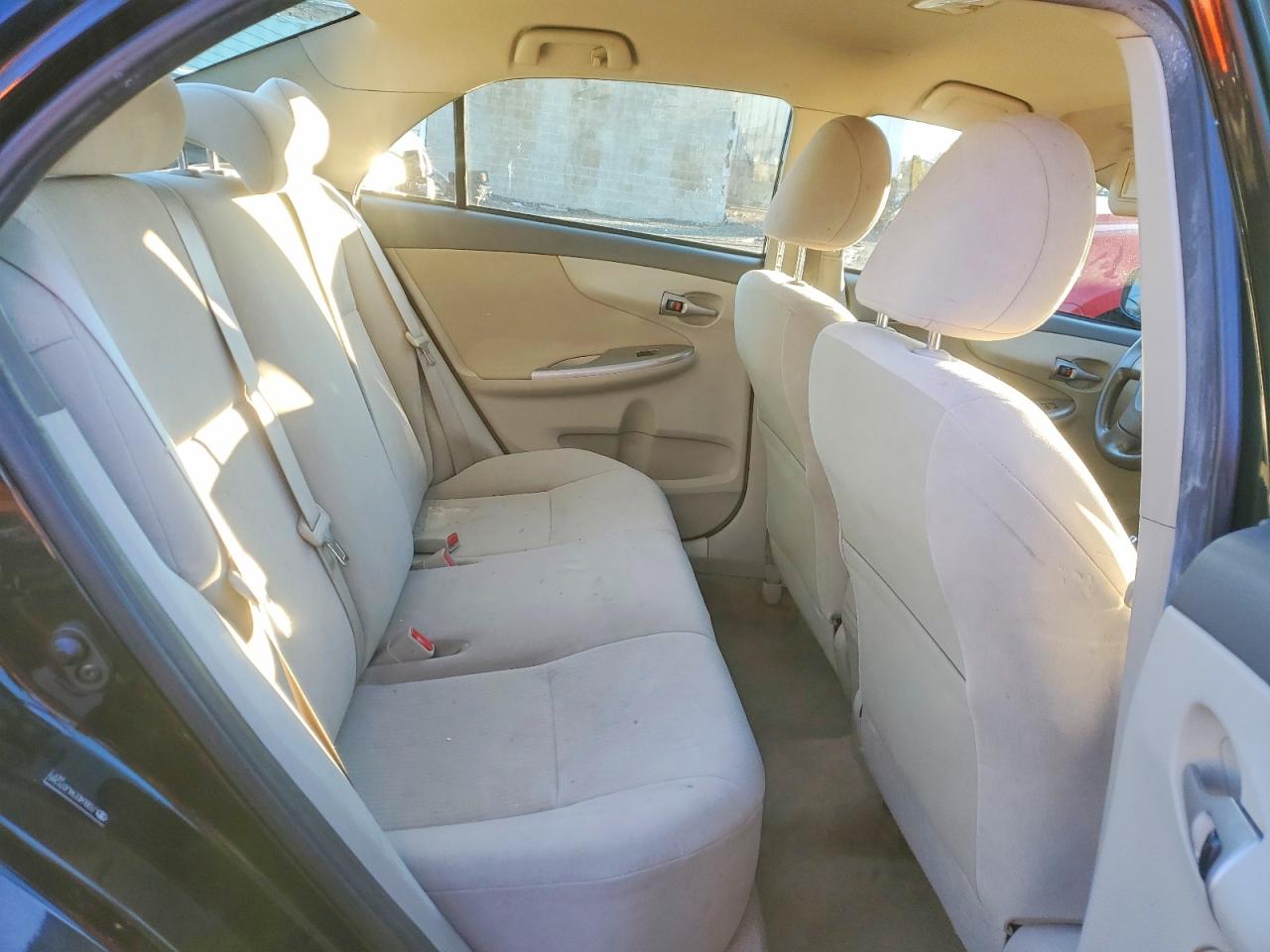 2010 TOYOTA COROLLA BASE photo 10