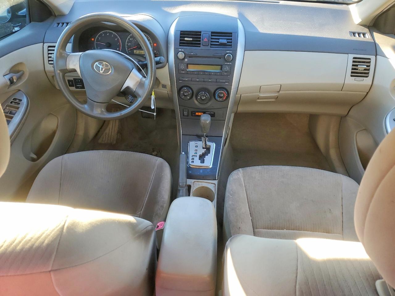 2010 TOYOTA COROLLA BASE photo 8